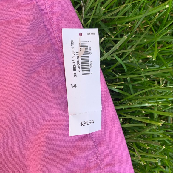 NWT Old Navy 5 Shorts Size 14 - Picture 2 of 5